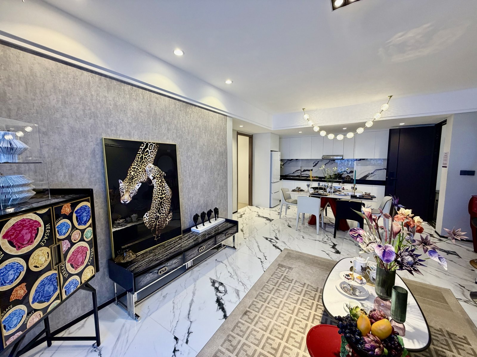 2 bedroom apartments for sale in westlands golden mansion tv area