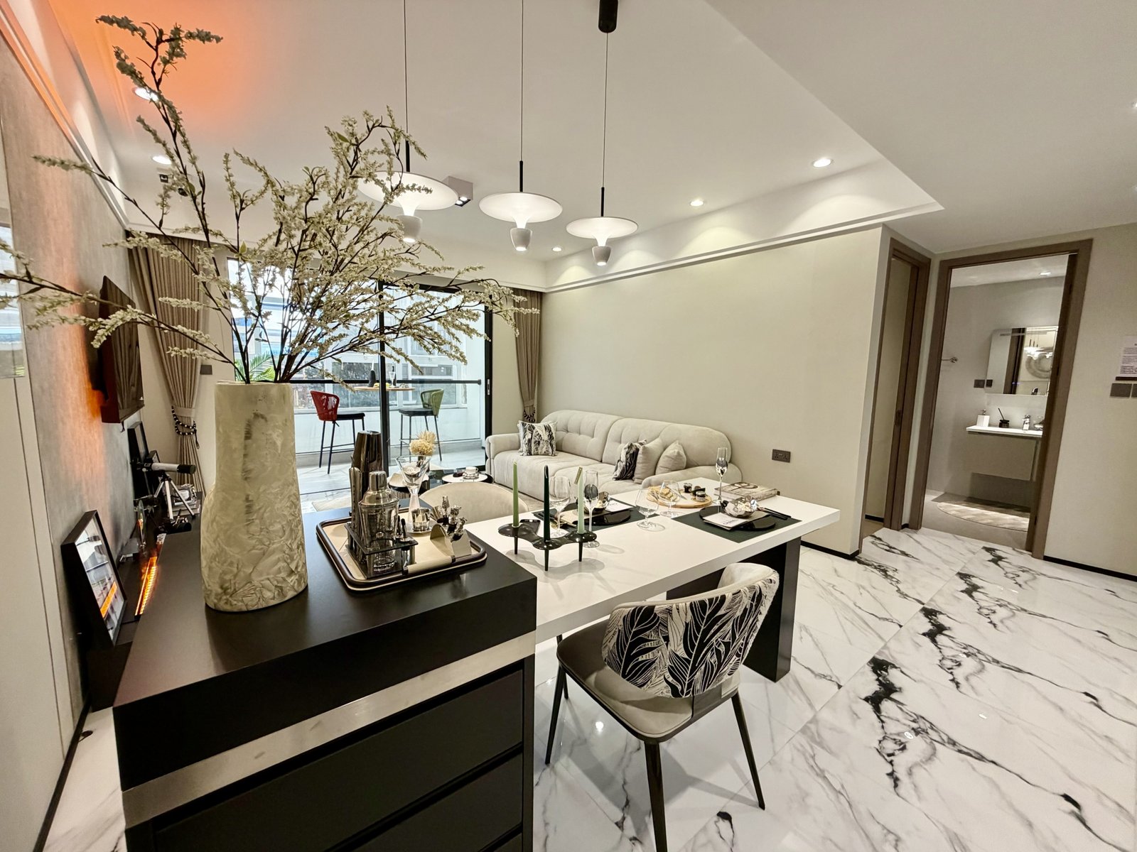 1 bedroom apartments for sale in westlands golden mansion dining area