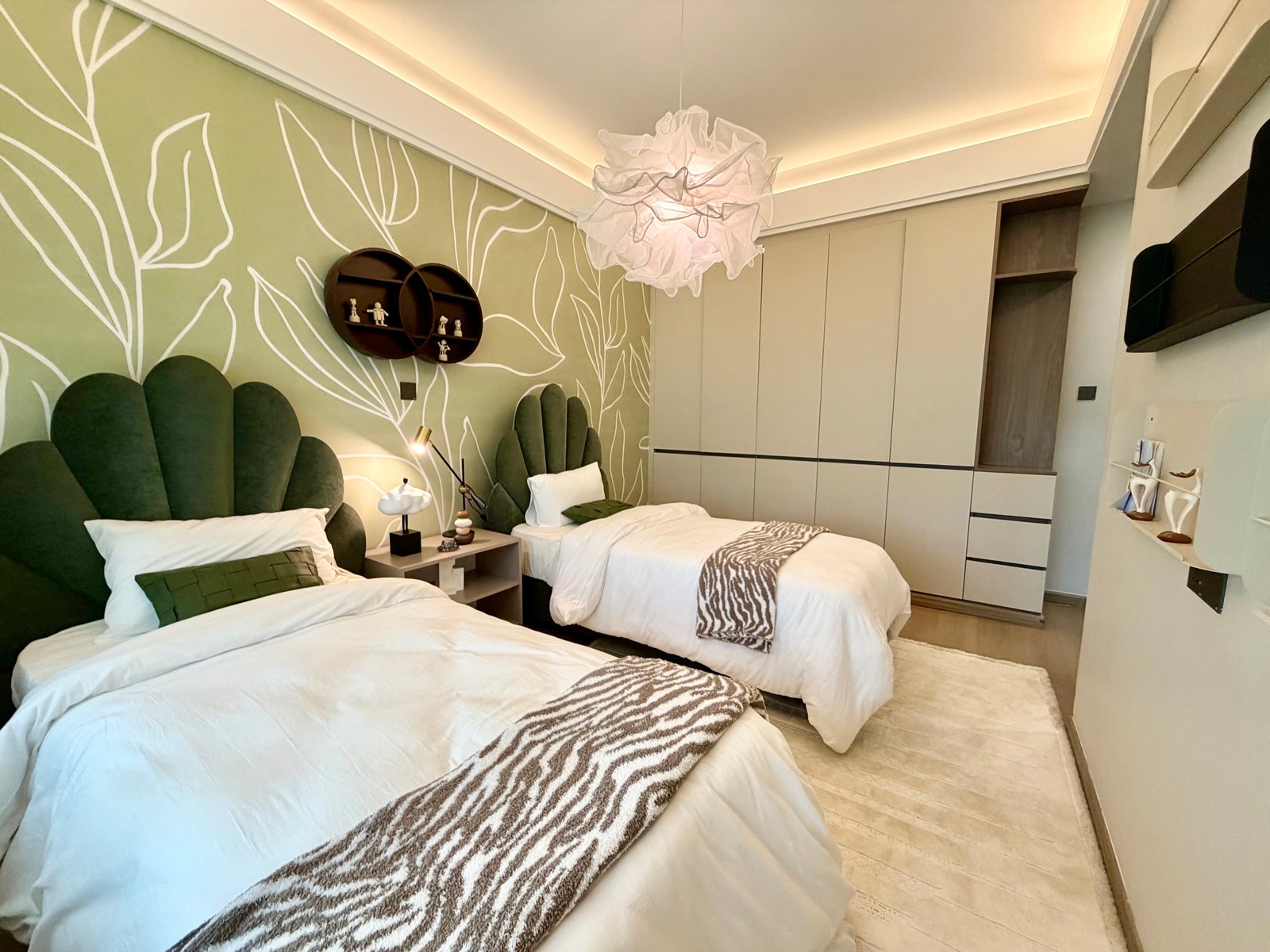 Crystal Oak 5 bedroom Apartments in Kileleshwa guest bedroom two
