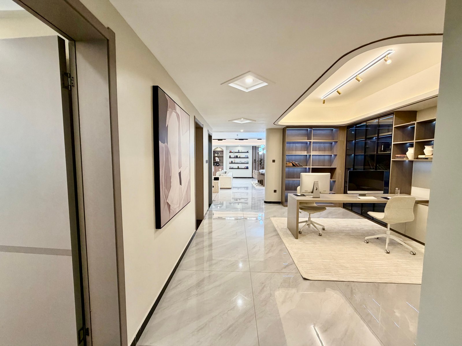 hallway in Crystal Oak 5 bedroomApartments in Kileleshwa nairobi