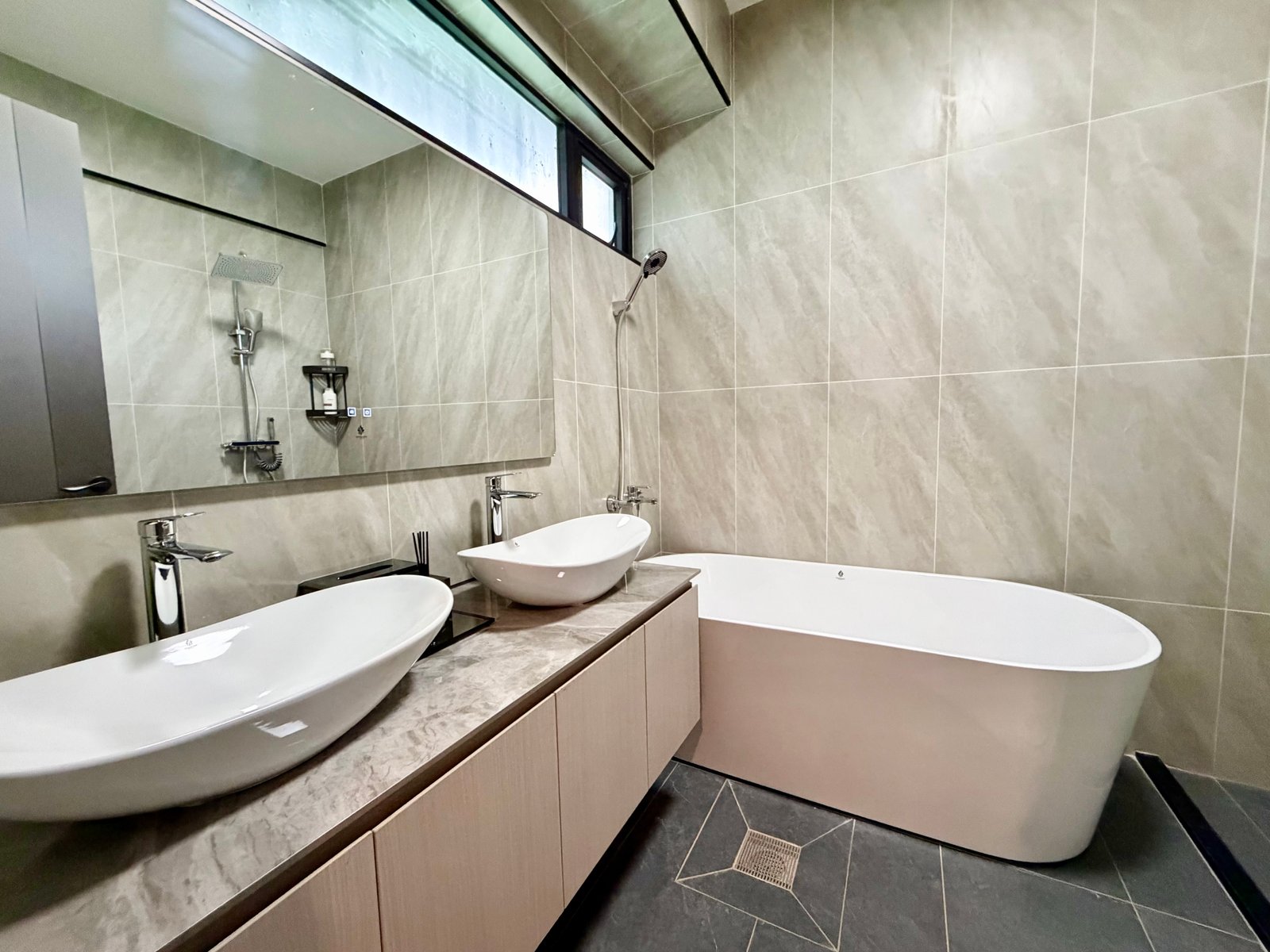 Master bedroom bathroom in crystal oak kileleshwa