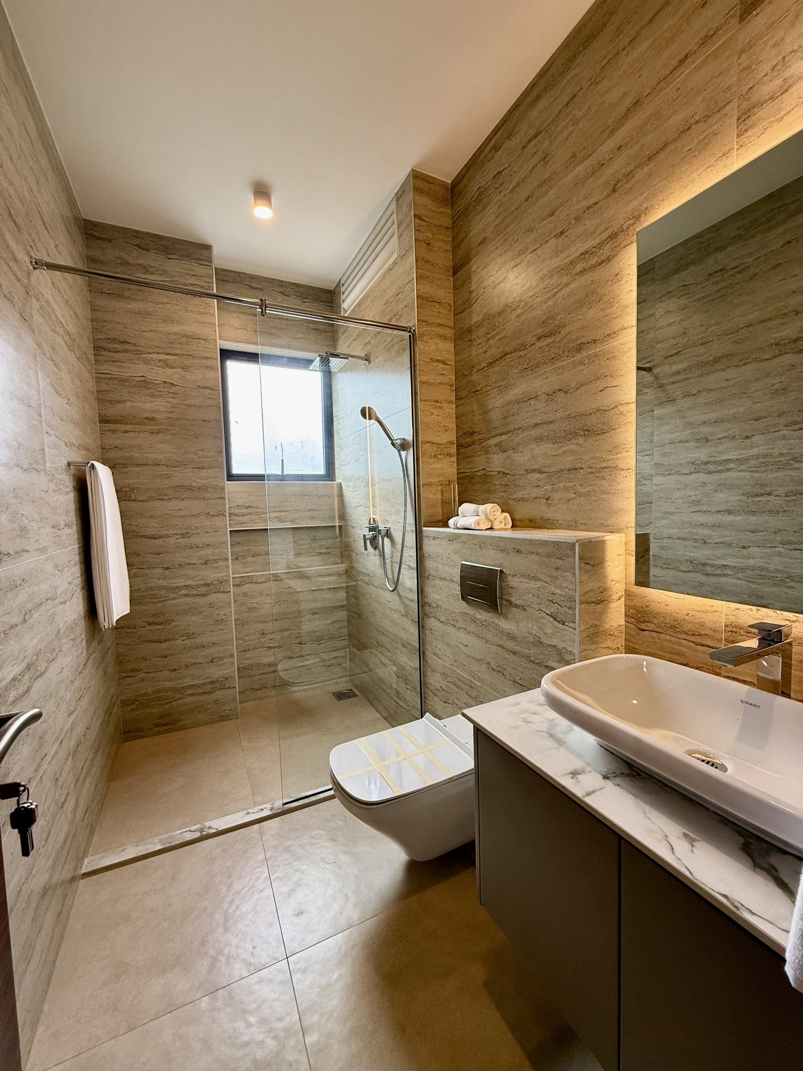 saruni apartments in riverside guest bathroom 2