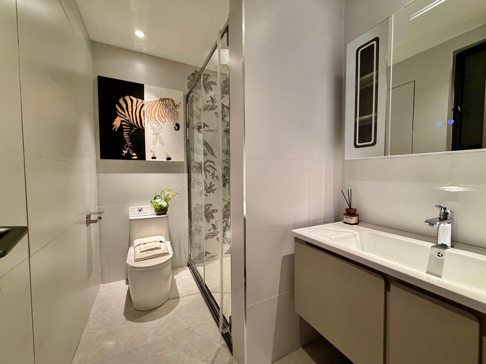 Golden Mansion Apartments in Westlands master bath