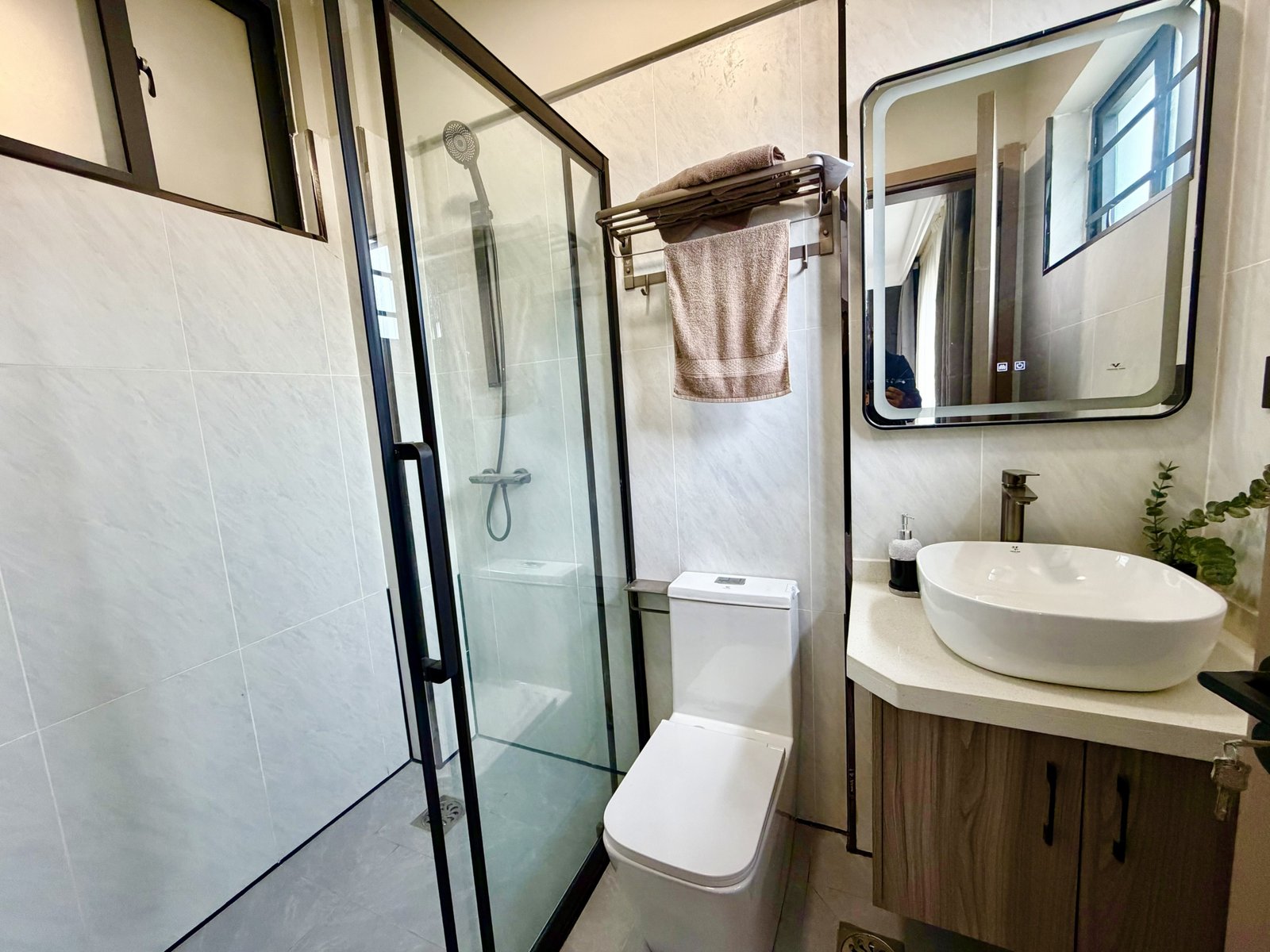 Guest Bathroom Of 4 Bedrooms At Venus Oak Residency In Kileleshwa