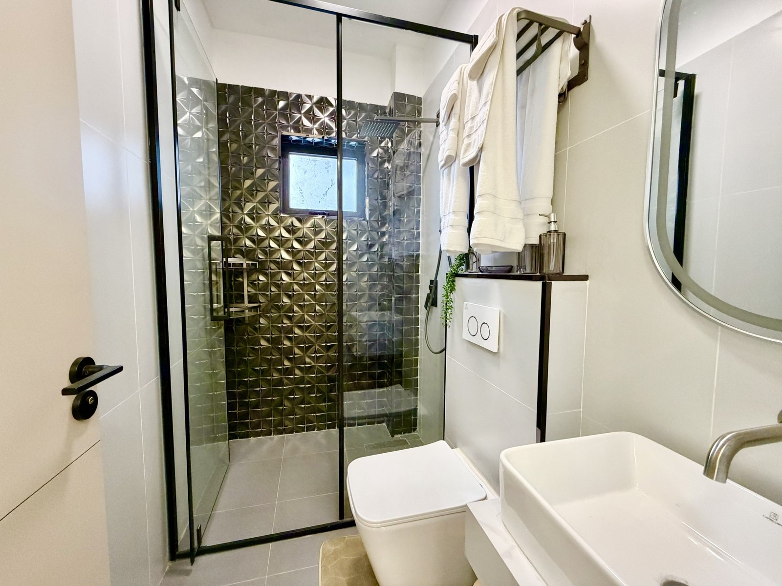 Master Bathroom Of 3 Bedrooms At Capricorn Residences In Kilimani