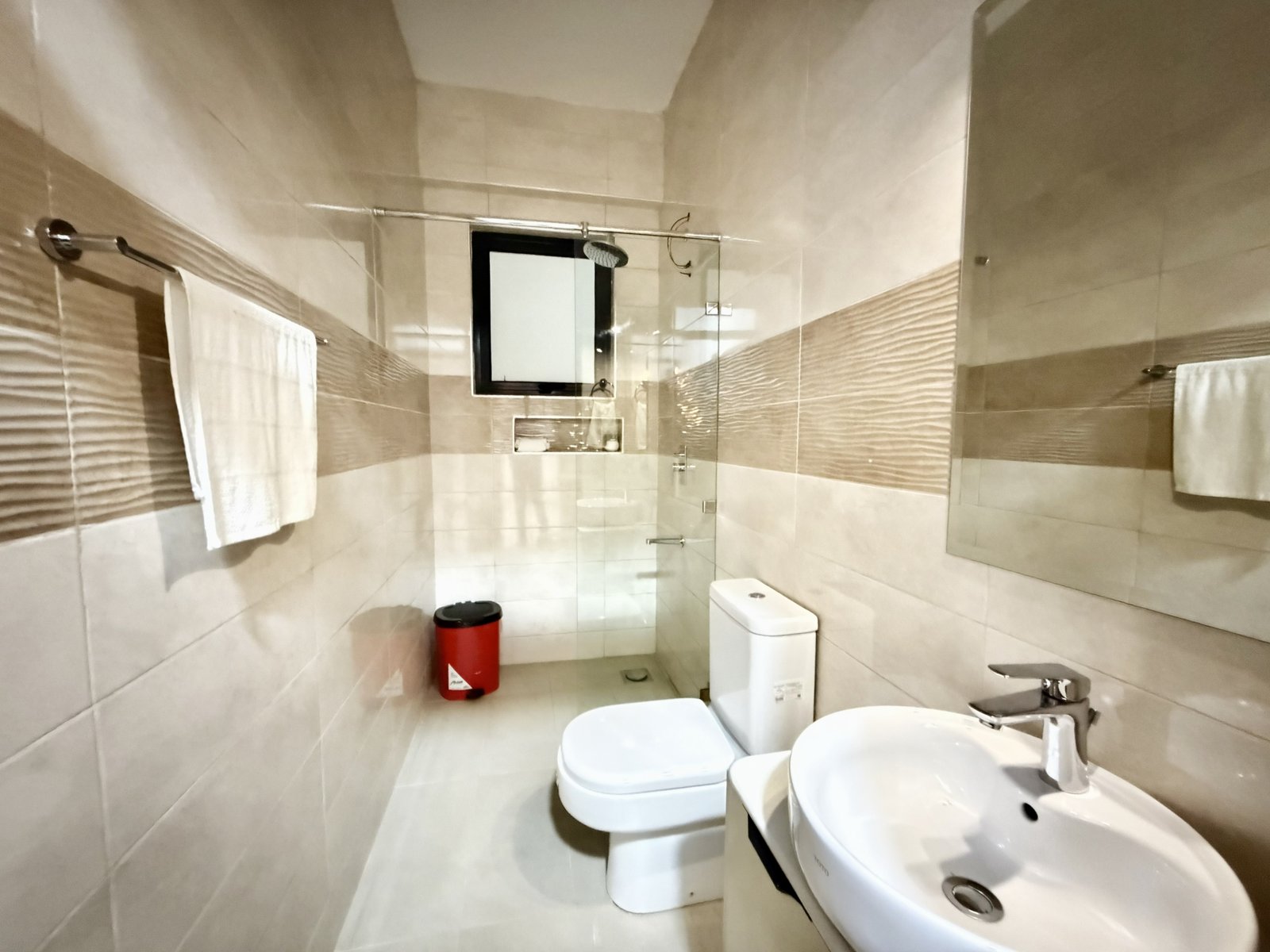 Bathroom Area Of 4 Bedrooms At Emaar Residence Apartment In Westlands
