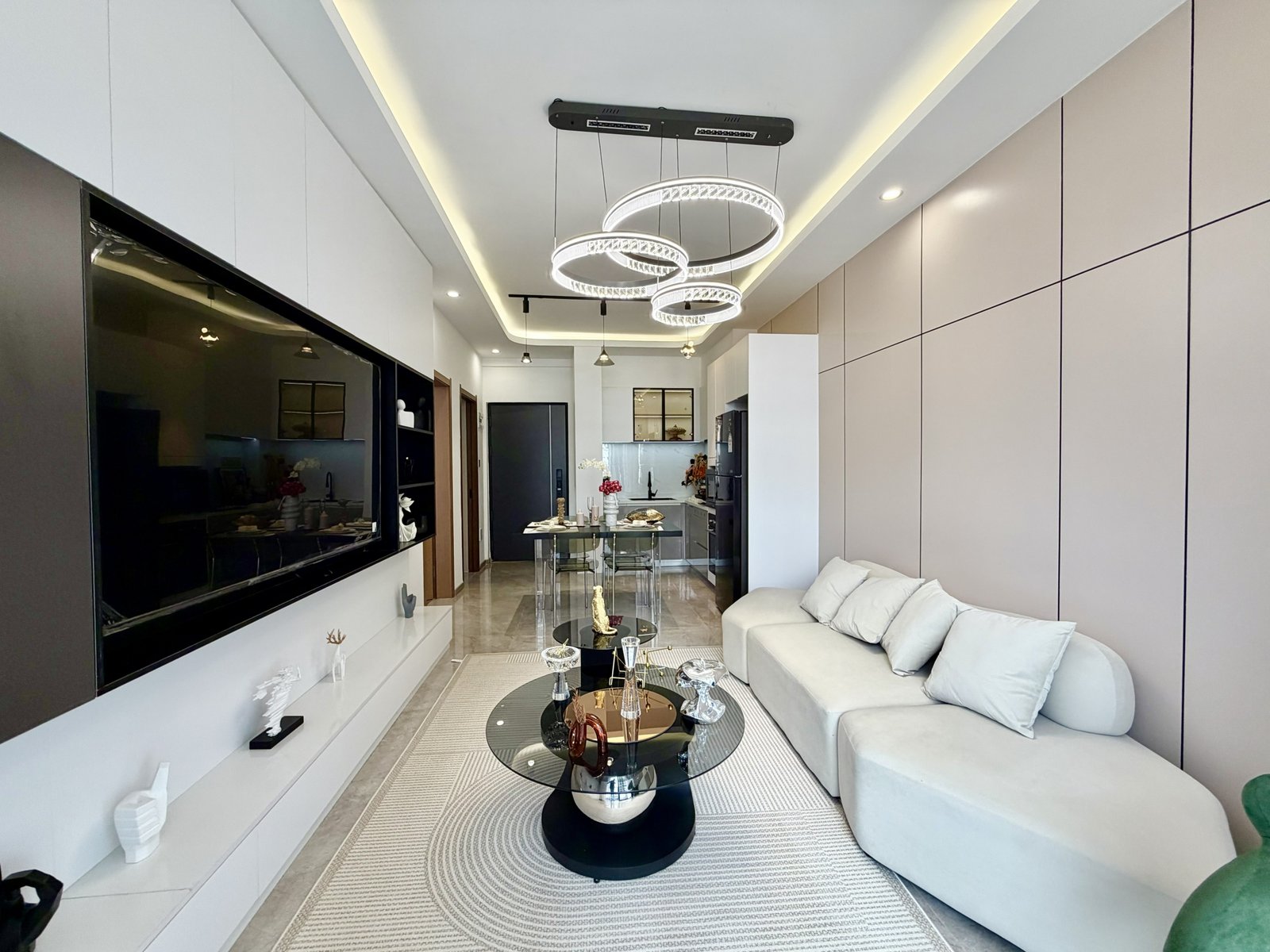Living Room And Tv Of 1 Bedrooms At Diamond Bay Residences In Westlands