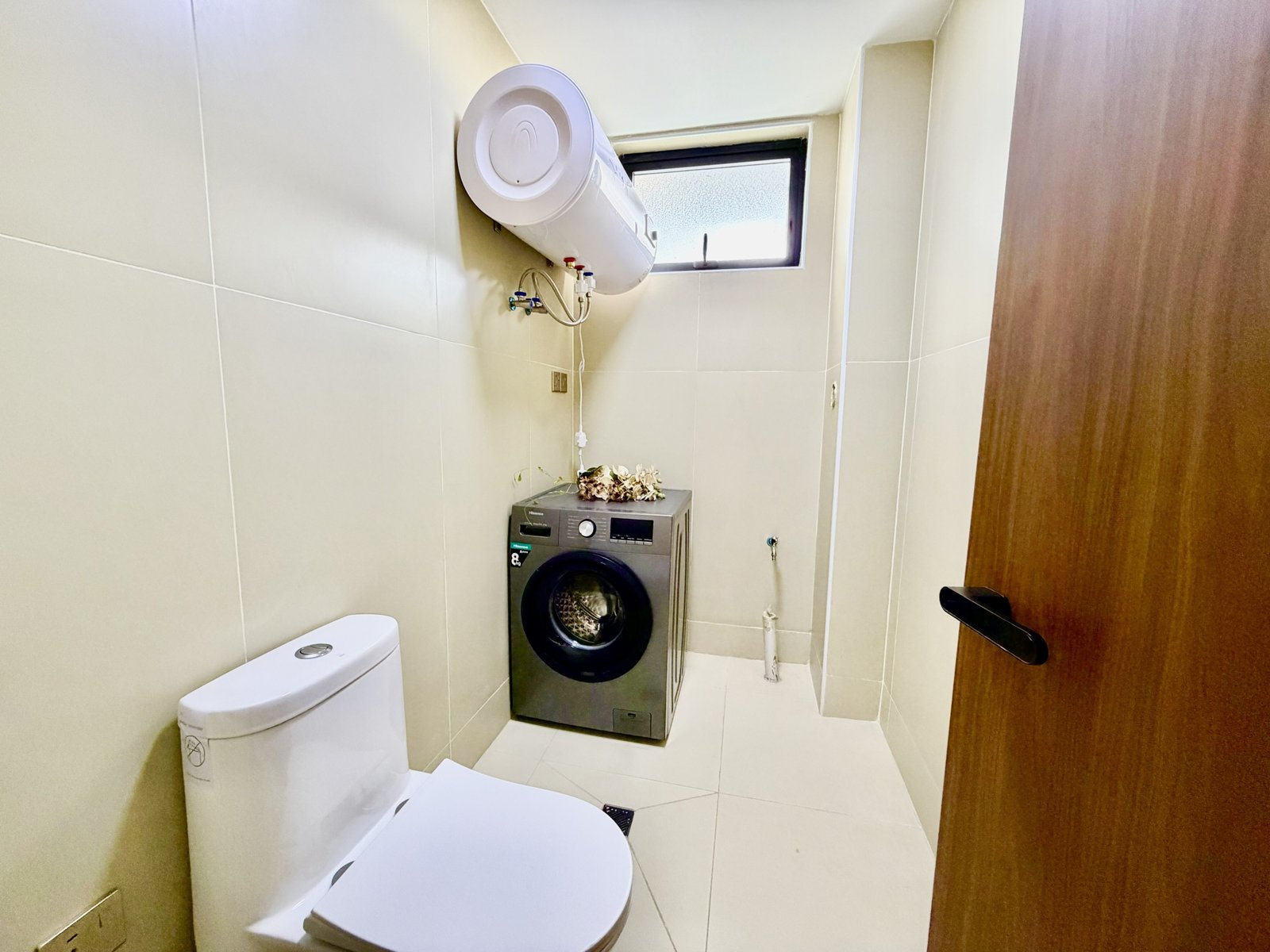 Washroom And Laundry Area Of 2 Bedrooms At Diamond Bay Residences In Westlands