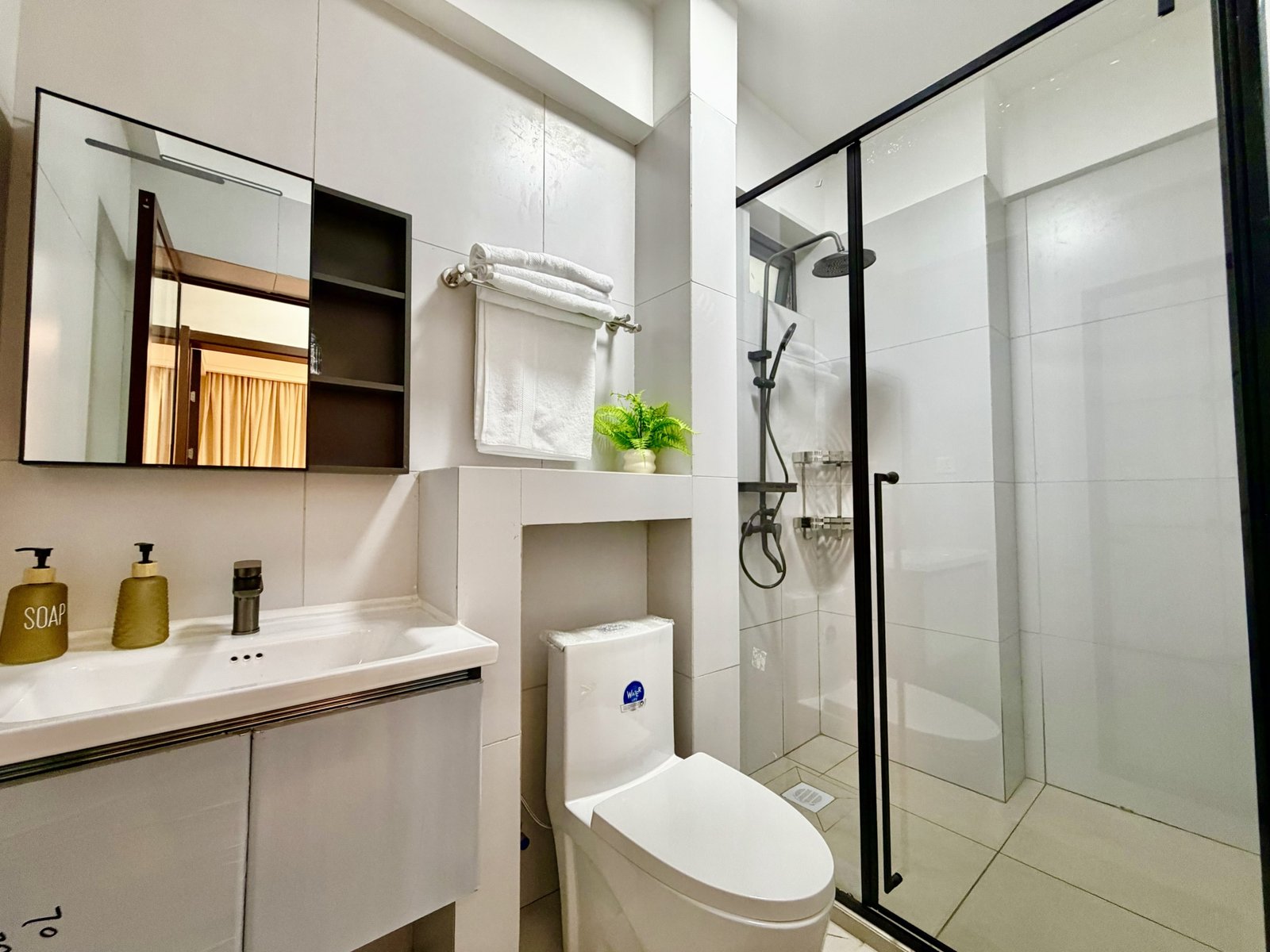 bathroom area of 2 bedrooms at Skyline Apartments In Kilimani