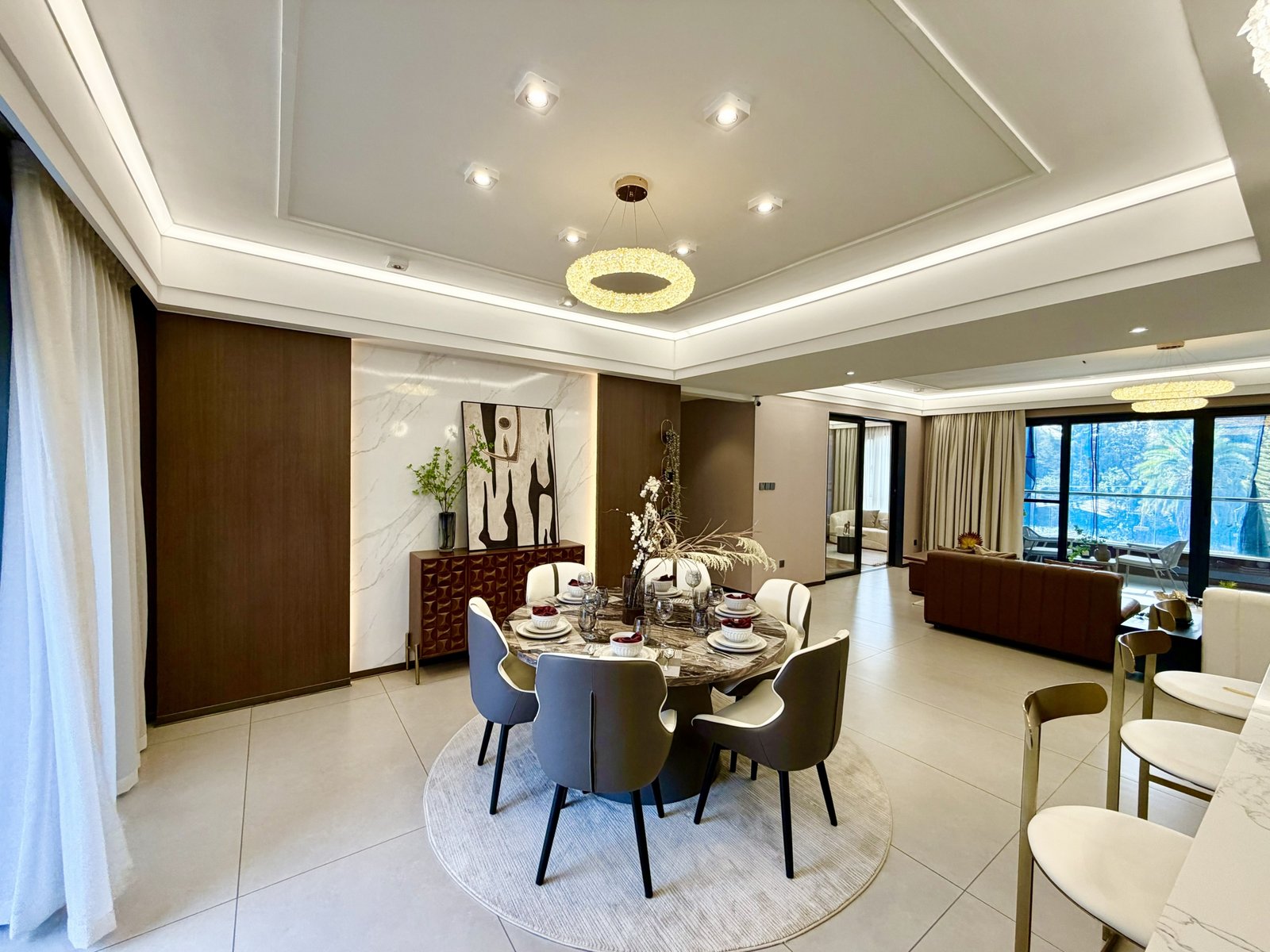 Dining area of 5 bedrooms at ONLYOU Elgeyo Apartments In Kilimani