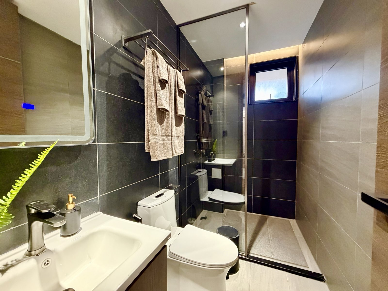 Bathroom area of 5 bedrooms at ONLYOU Elgeyo Apartments In Kilimani