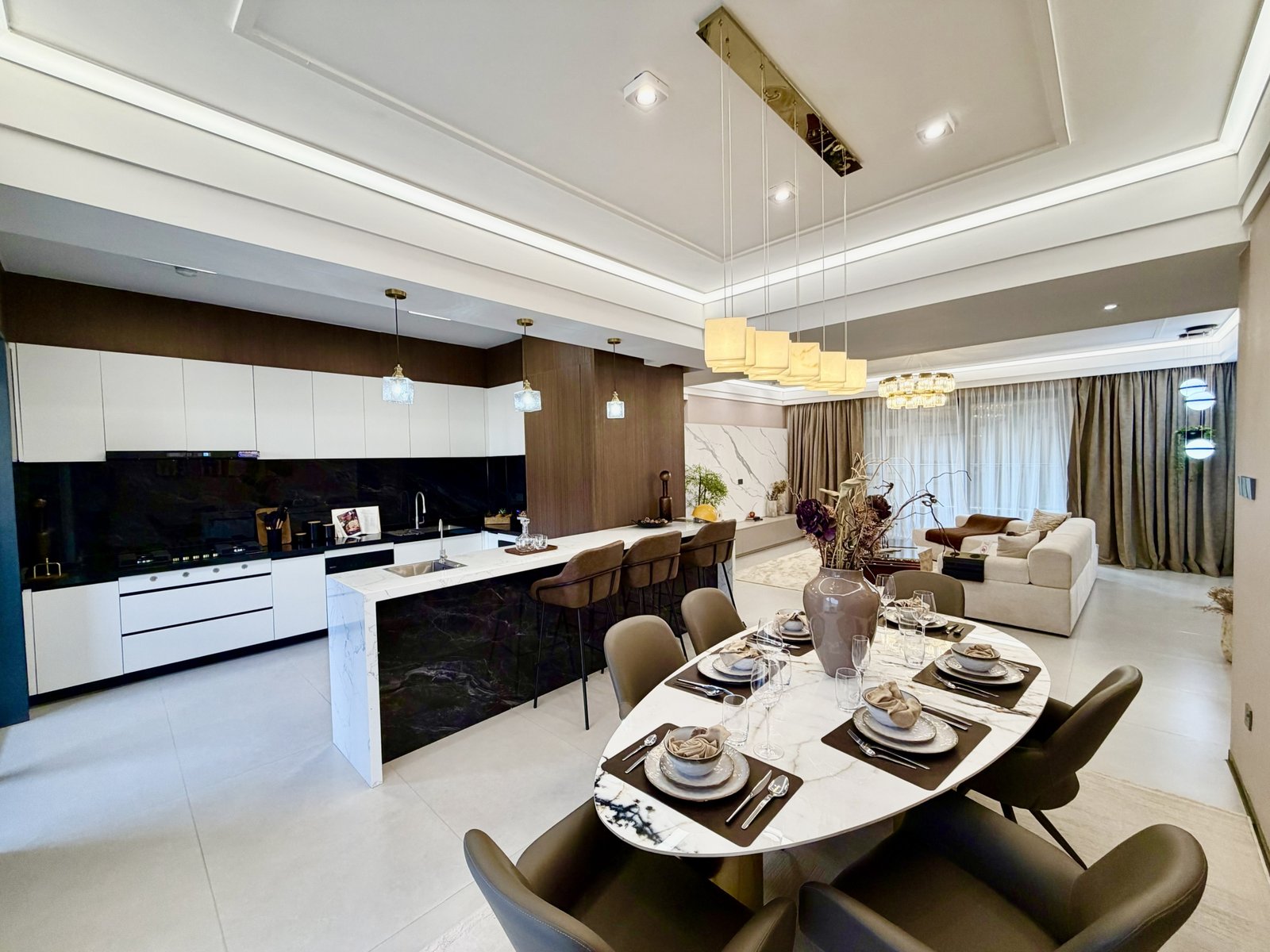 Dining area of 4 Bedrooms At ONLYOU Elgeyo Apartments In Kilimani
