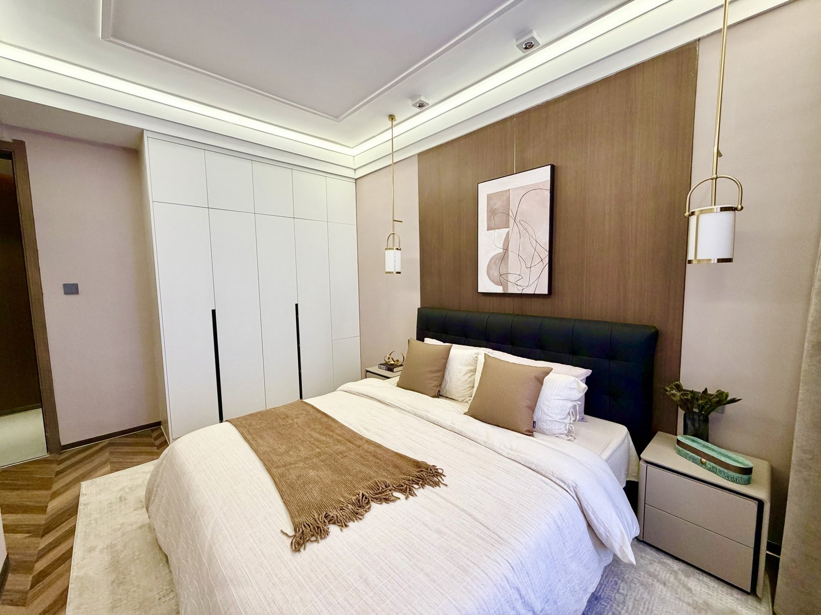 bedroom area of 4 Bedrooms At ONLYOU Elgeyo Apartments In Kilimani