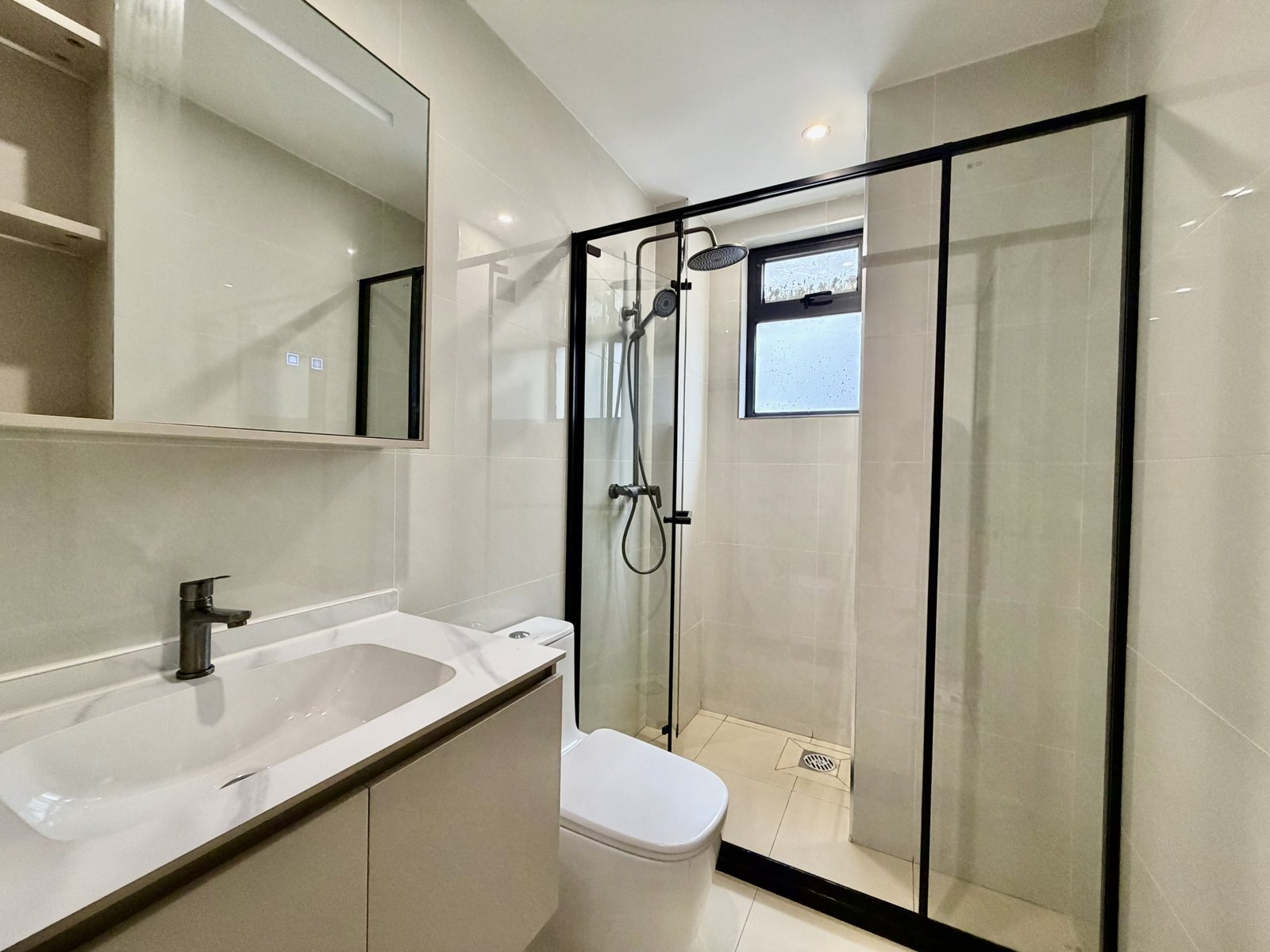 Bedroom bathroom of 2 bedrooms at Raphta One Residency In Westlands