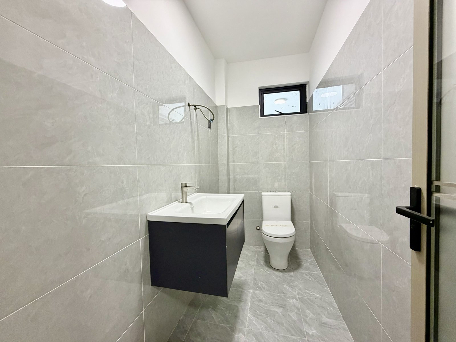 bathroom area of 2 Bedrooms At Golden Street Residency In Kileleshwa