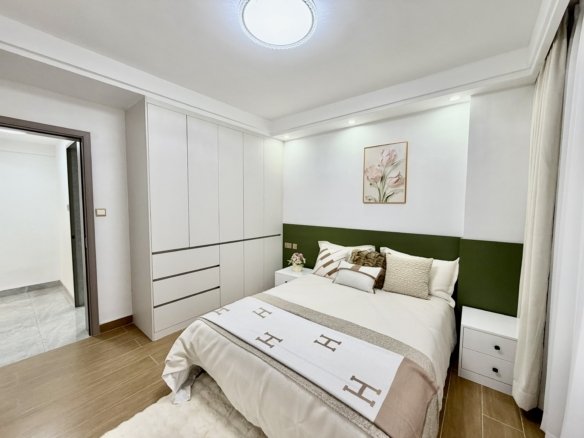 Bedroom area of 1 Bedrooms At Crescent Residency In Kileleshwa