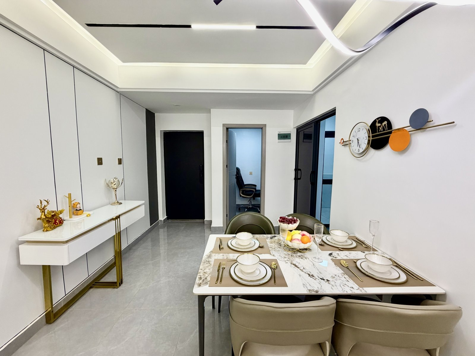 stylish dining area of 3 Bedrooms At Citi Rise Residency In Westlands