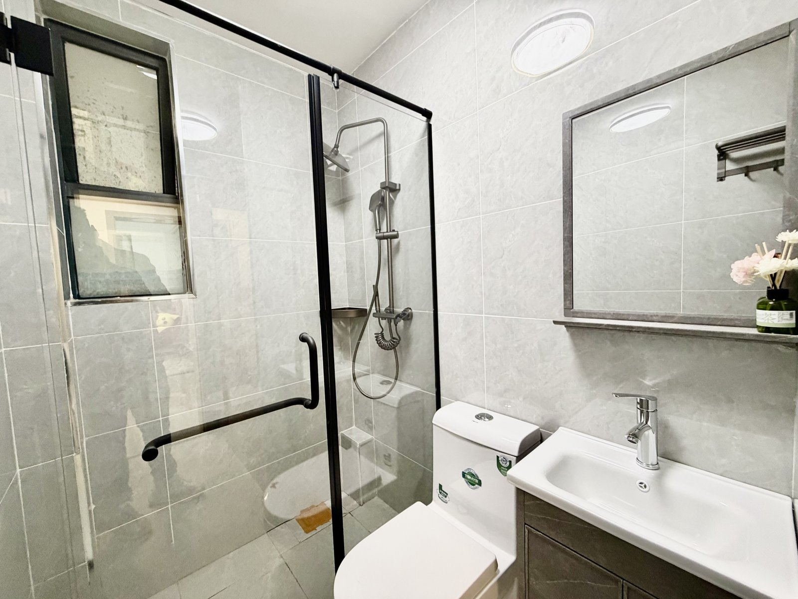 bathroom of 3 Bedrooms At Citi Rise Residency In Westlands