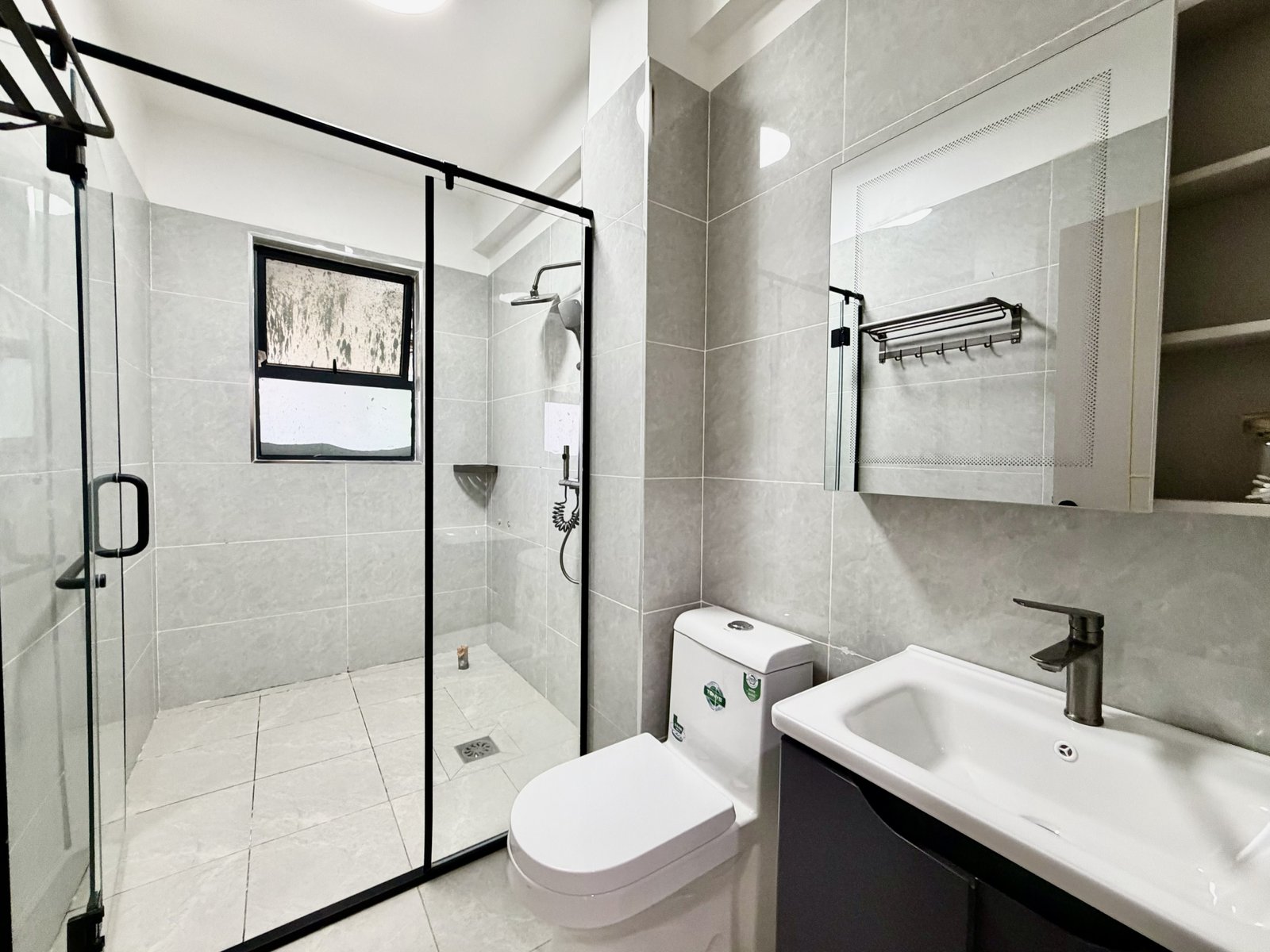 Master bathroom at Citi Rise Residency In Westlands