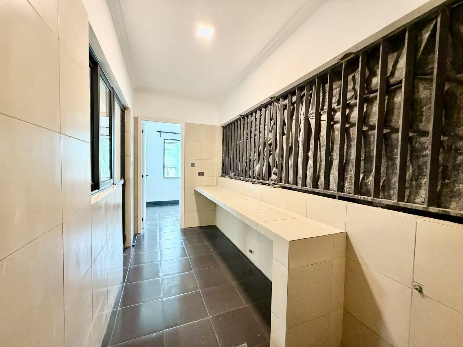 dhobi area of 2 Bedrooms At Hookwood Residency In Westlands