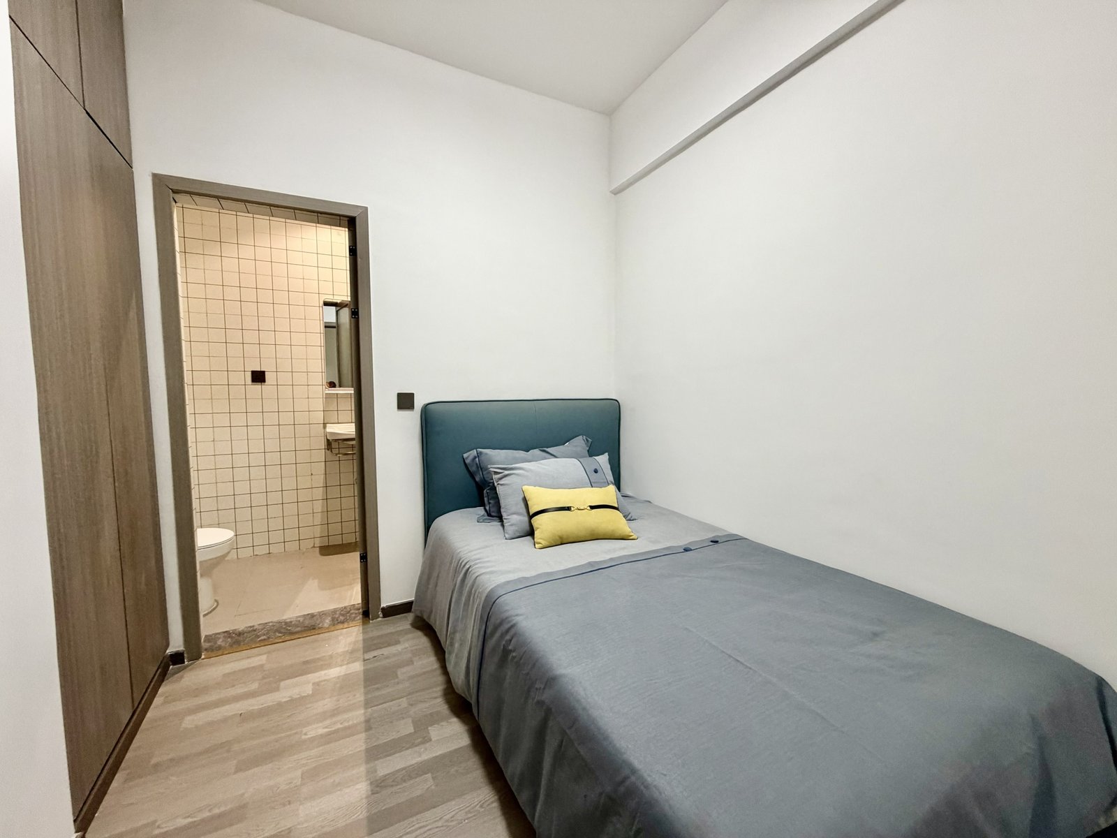 Dsq with toilet at comfy residences in kileleshwa