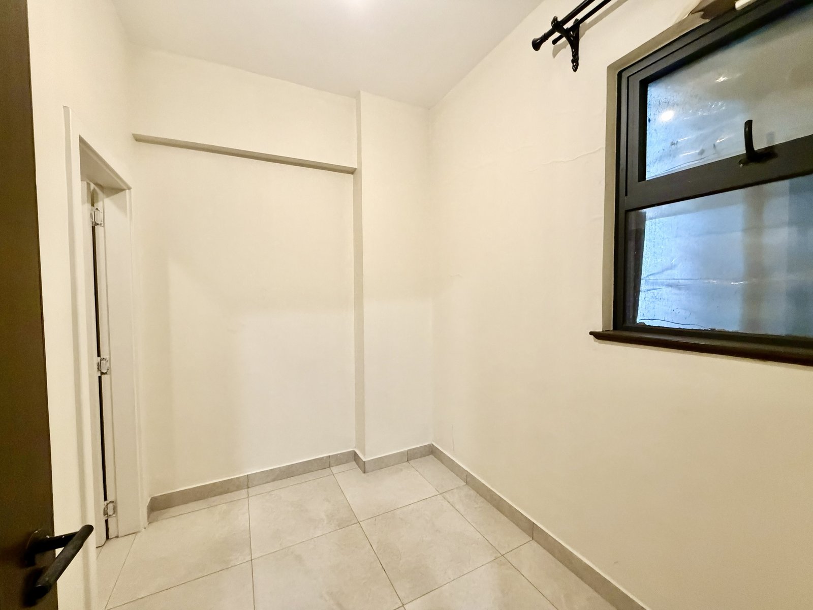 dsq at Beacon By Synina In kileleshwa