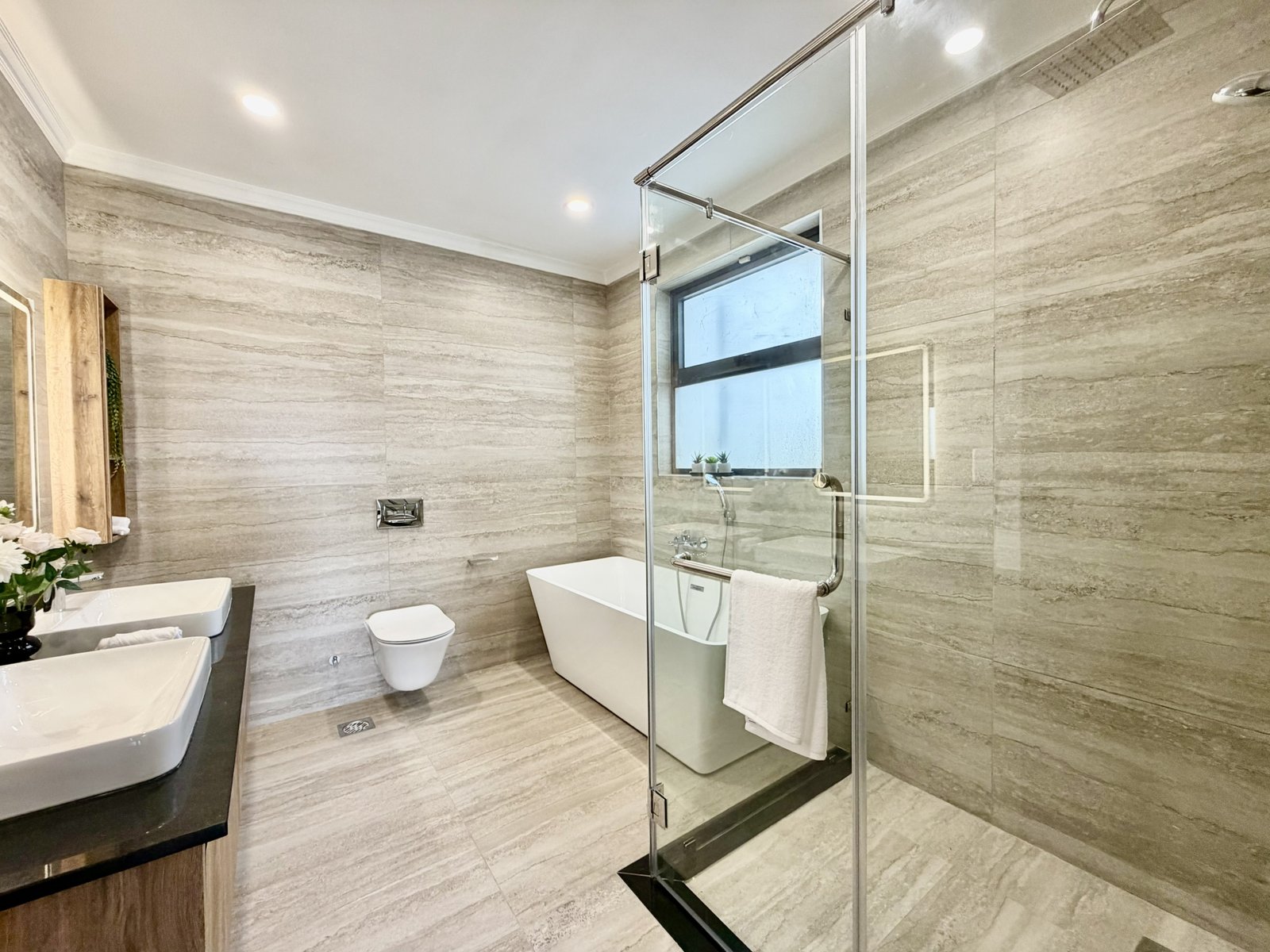 master bathroom at Beacon By Synina In kileleshwa