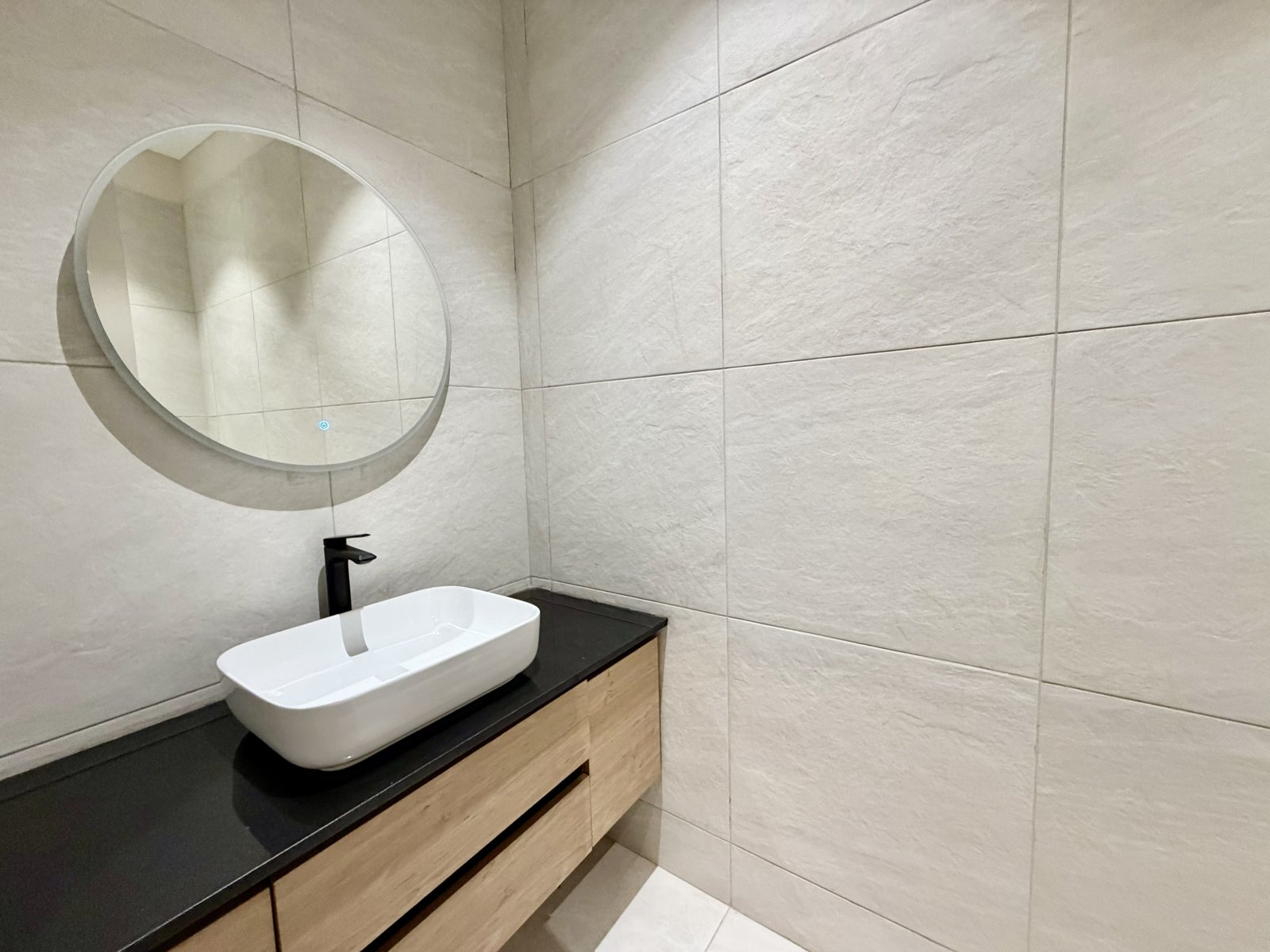 bathroom of 3 bedrooms at Verona Apartments in westlands