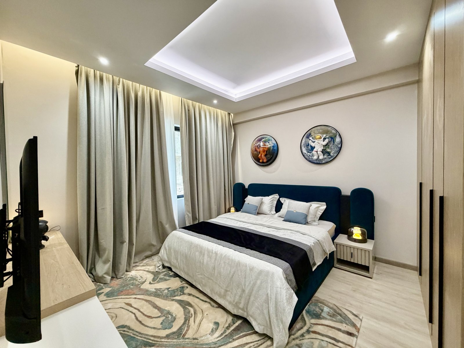 well designed bedroom at Verona Apartments in westlands