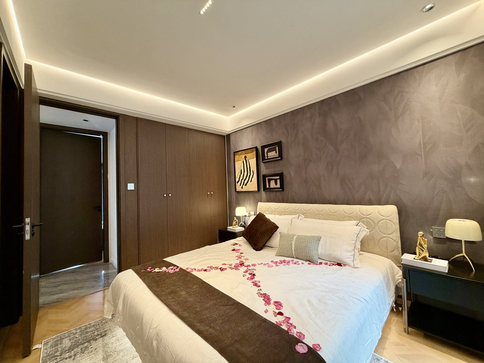 bedroom at Amani Residence Apartments In Westlands