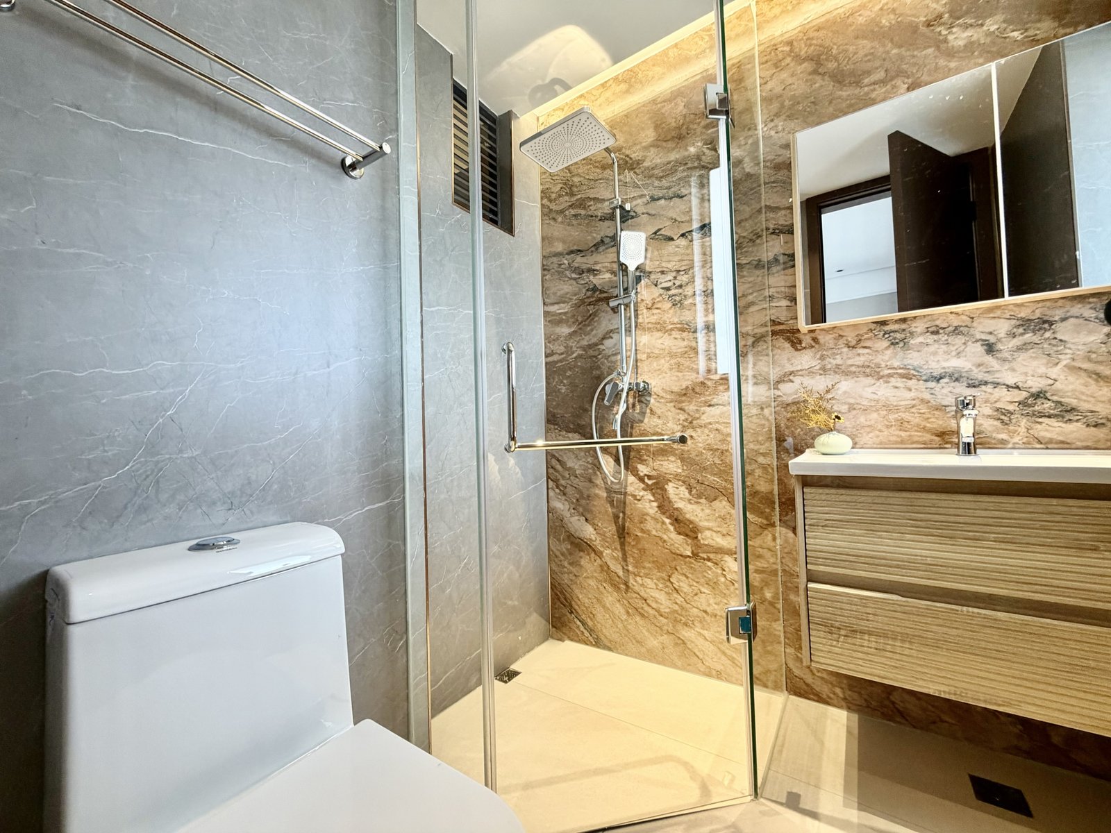 bathroom at Amani Residence Apartments In Westlands