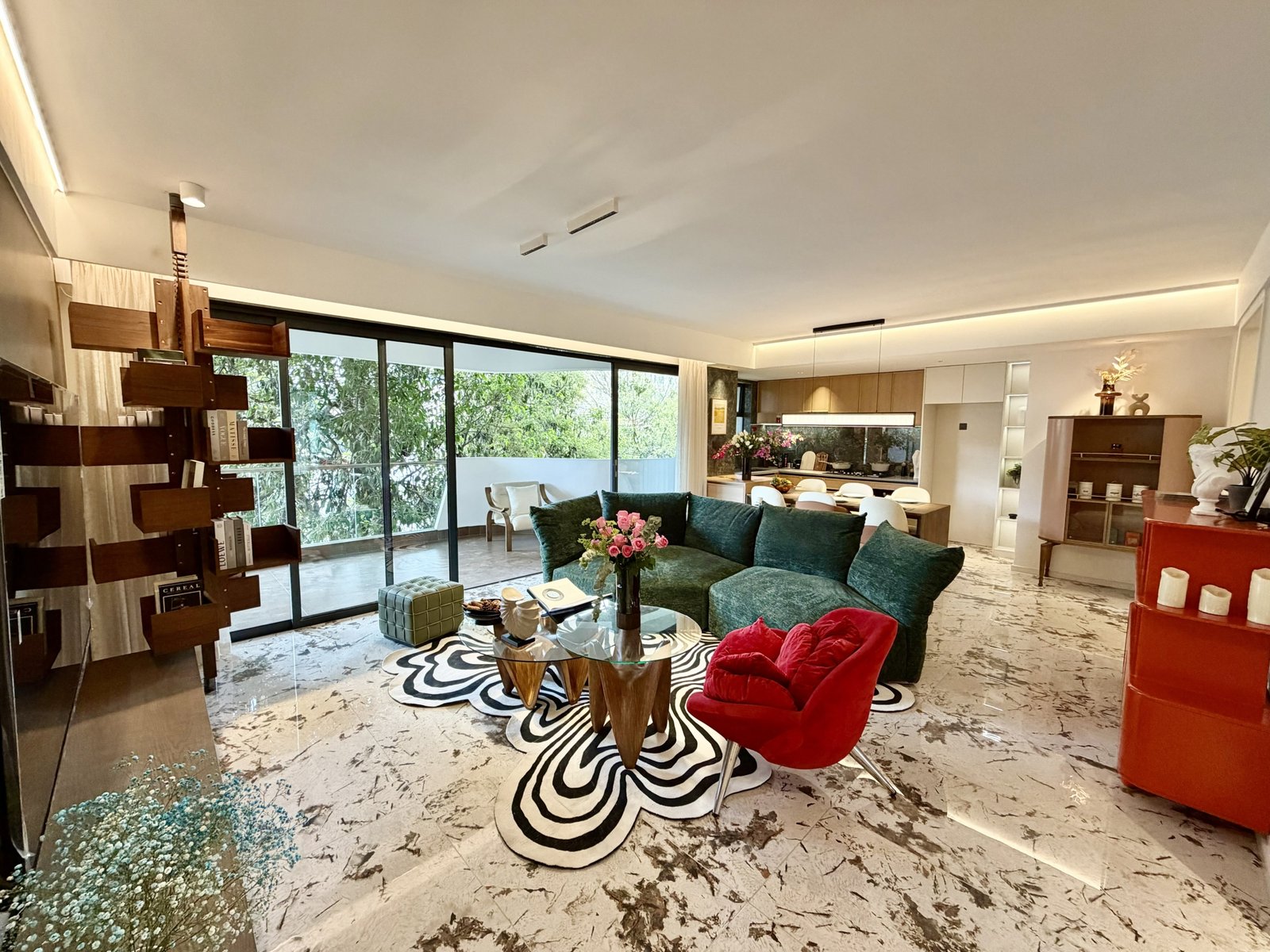 stylish living room of 3 Bedrooms At Amani Residence In Westlands
