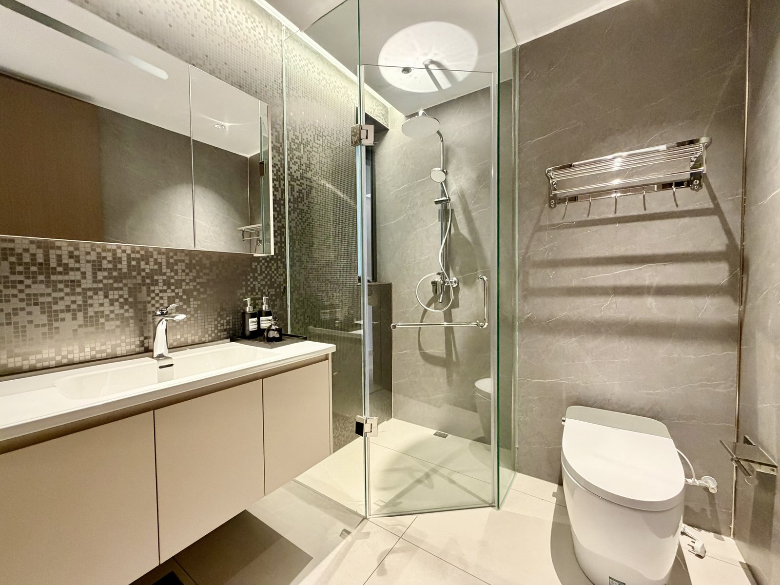 bathroom of 3 Bedrooms At Amani Residence In Westlands